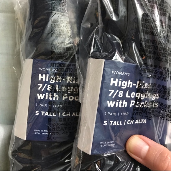 Old Navy High-Waisted Side-Pocket 7/8 Length Leggings, Navy Blue, SMALL TALL - Picture 8 of 8